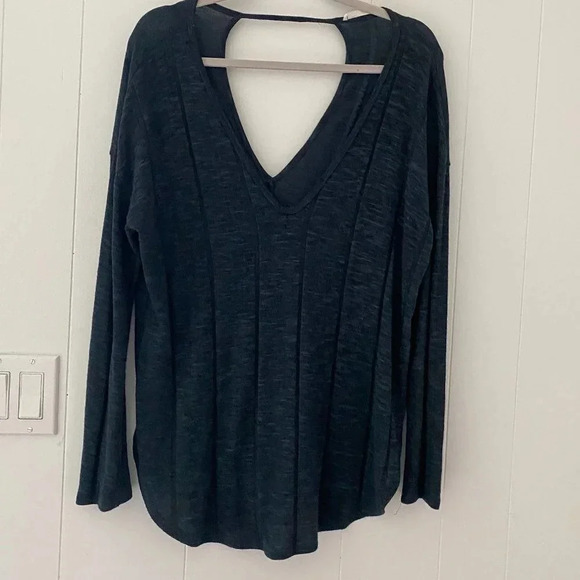 LUSH Sweater Tunic Top Women M Dark Blue Stretchy V-Neck in front and back - Picture 1 of 6